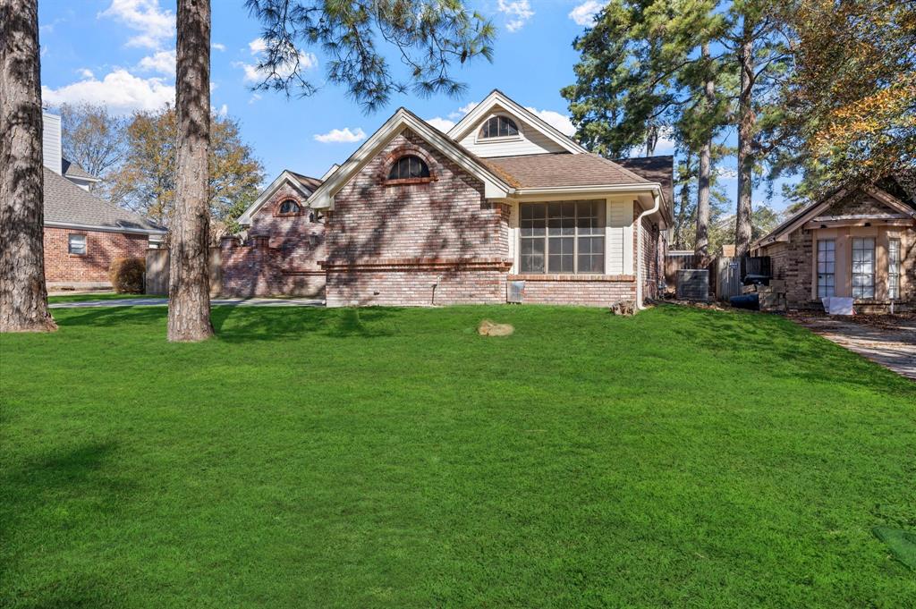 8430 London Way Dr Dr, Spring, Texas image 4