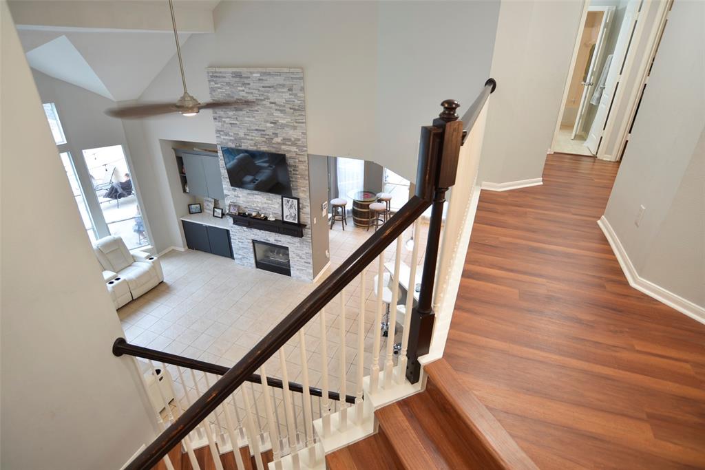 8405 Rayleine Drive, Pearland, Texas image 19