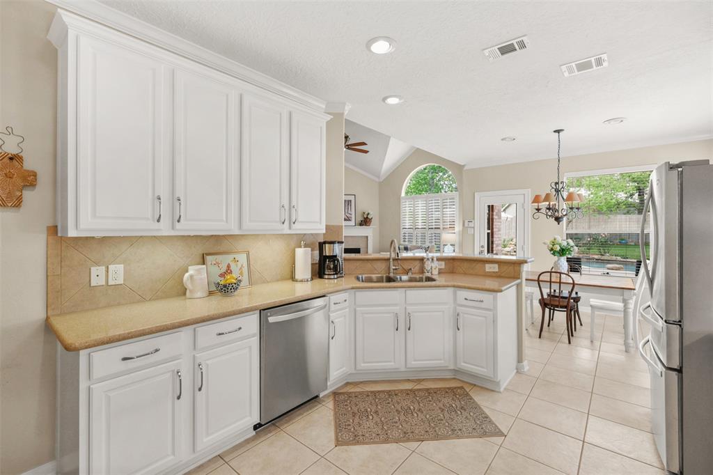25142 Siwanoy Circle, Porter, Texas image 10