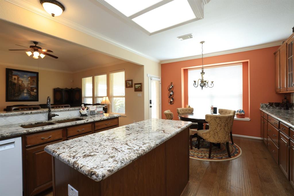 9407 Thurber Ridge Drive, Spring, Texas image 19