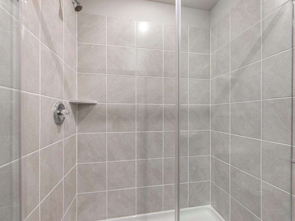 9521 Last Maples Trail, Conroe, Texas image 11