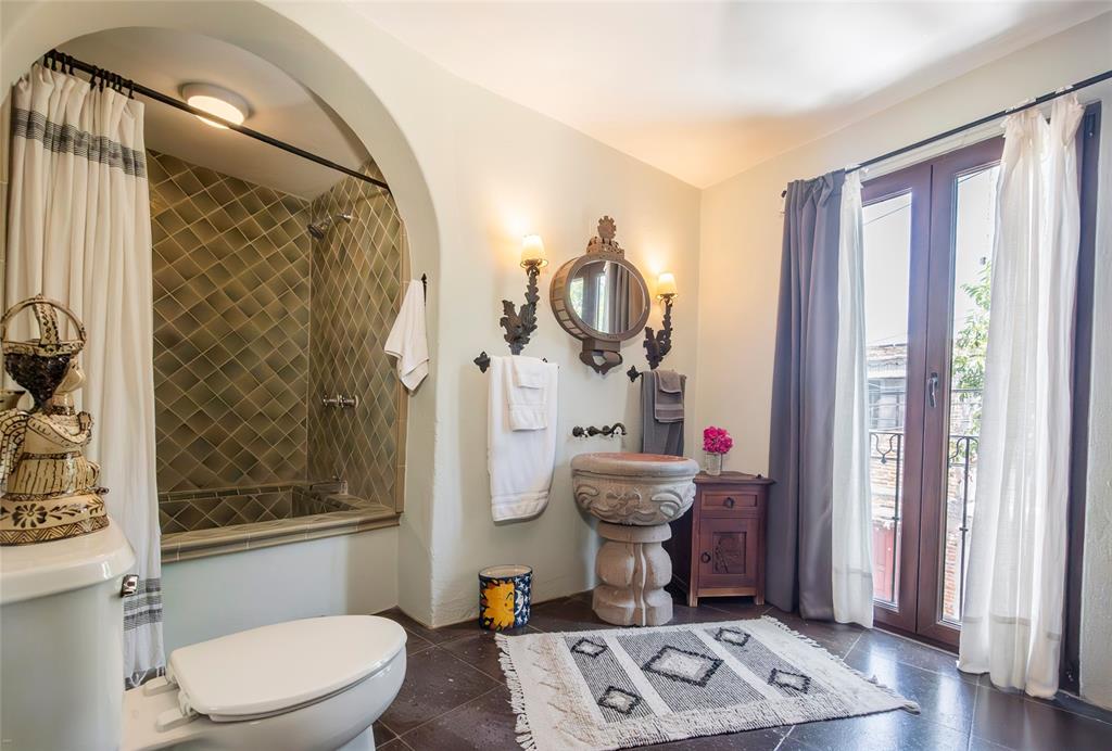 37750, Mexico, 1 Bedroom Bedrooms, ,3 BathroomsBathrooms,Residential,Active,9867