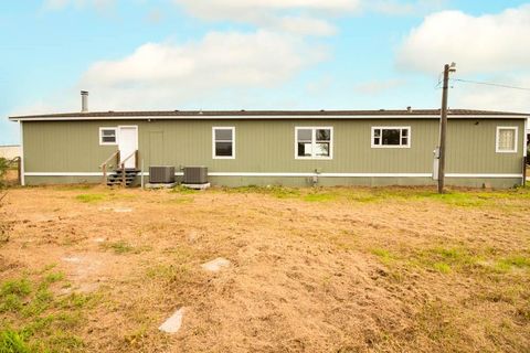 Manufactured Home in Eagle Lake TX 501 Waverly Avenue 32.jpg