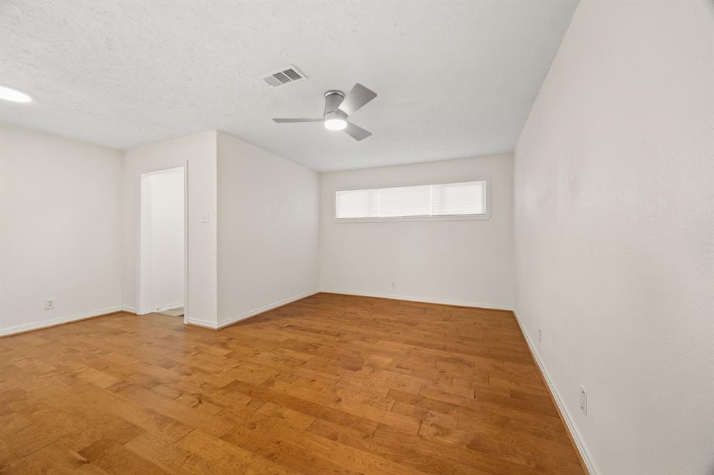 1029 23rd Ave N Ave, Texas City, Texas image 2