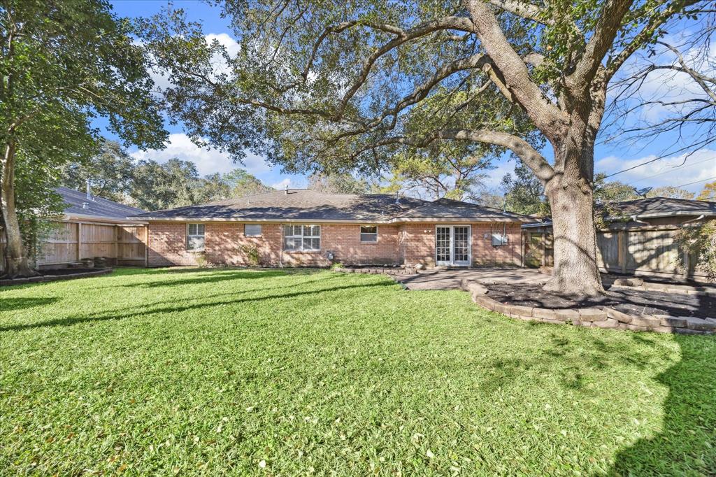 11431 Landsdowne Drive, Houston, Texas image 34