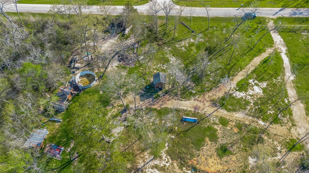38056 S Bonnie Lake Drive, Hempstead, Texas image 8