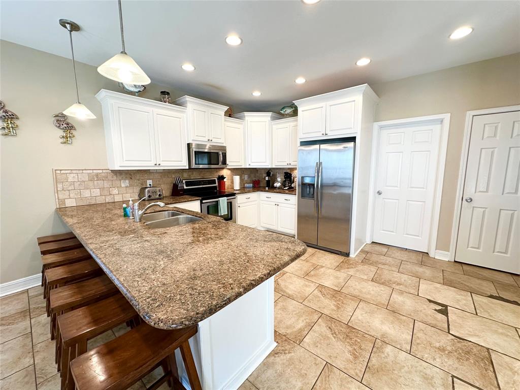 2634 WHITECAP