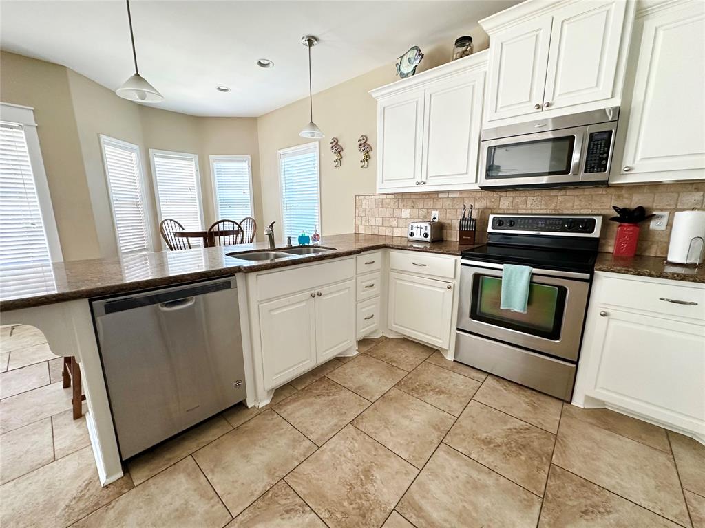 2634 WHITECAP