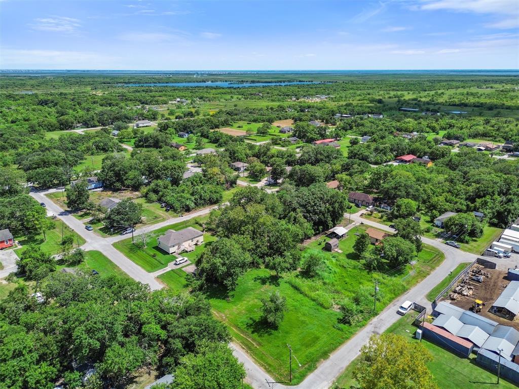 6718 Overton Street, Hitchcock, Texas image 12