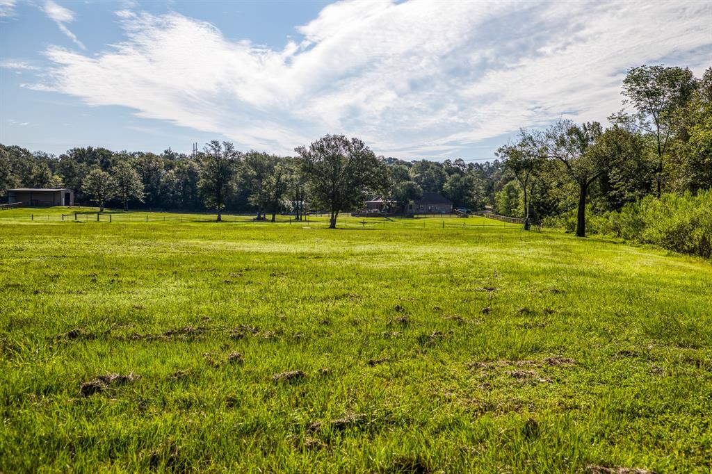 533 Meadow Creek Road, Bellville, Texas image 31