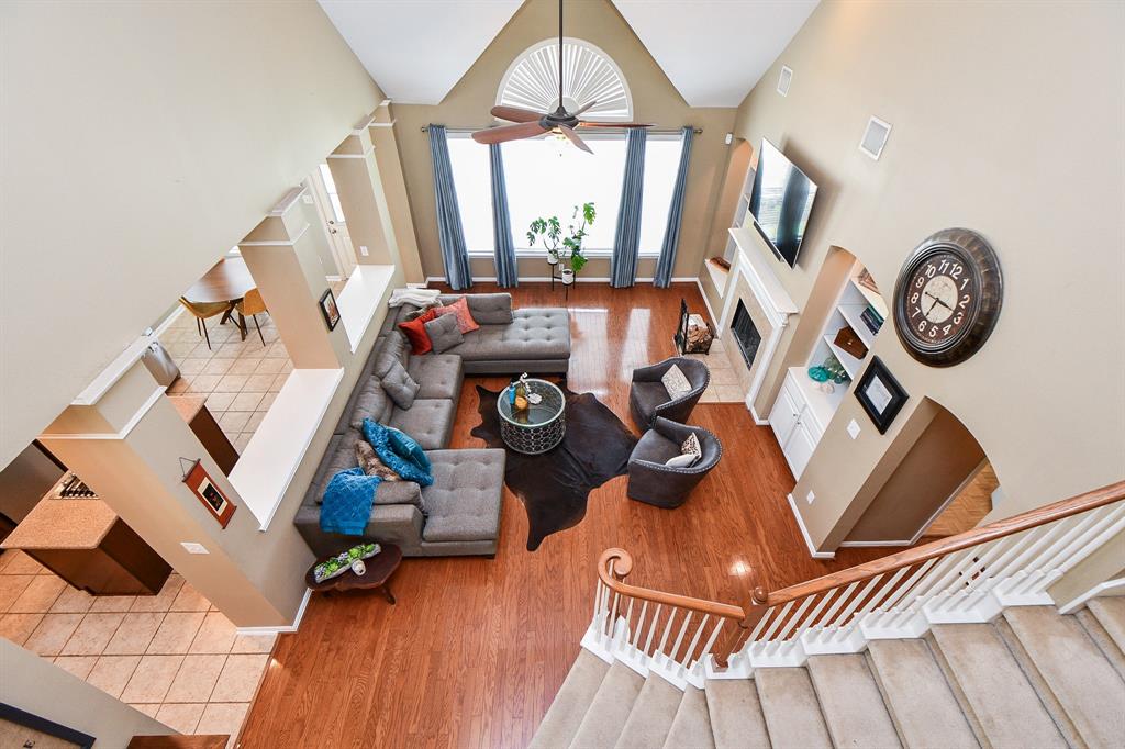3027 Fallbrook Drive, Pearland, Texas image 5