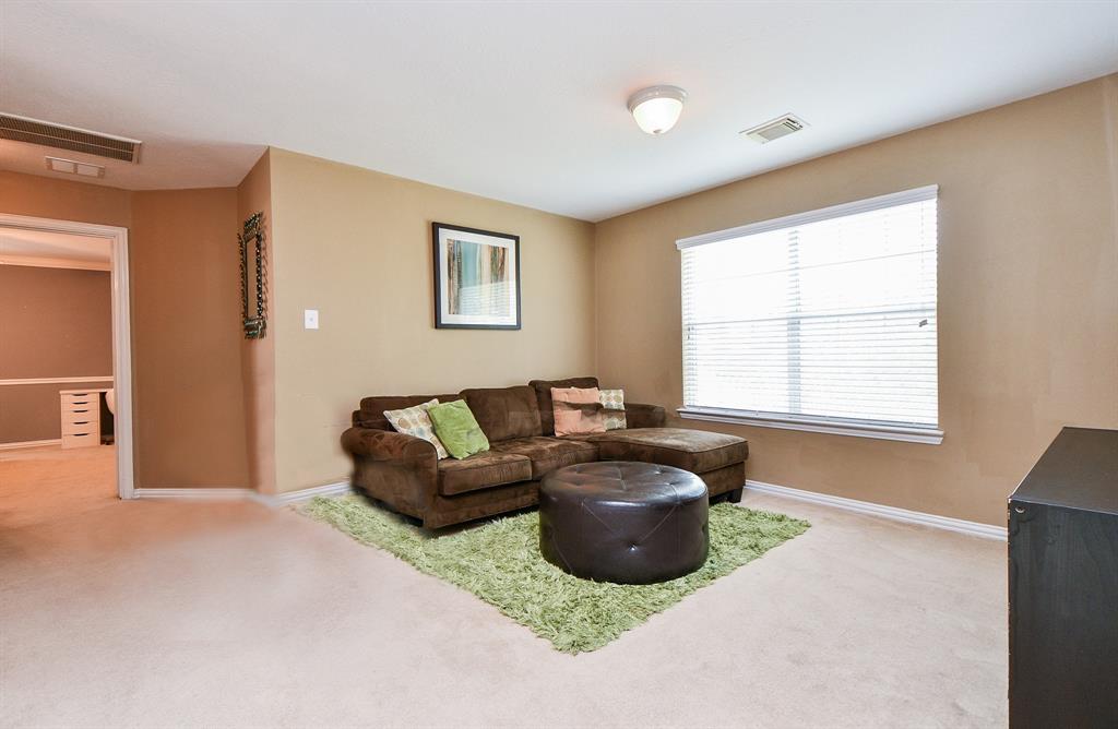 3027 Fallbrook Drive, Pearland, Texas image 19