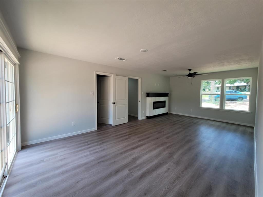 24481 Faith Lane, Hempstead, Texas image 9