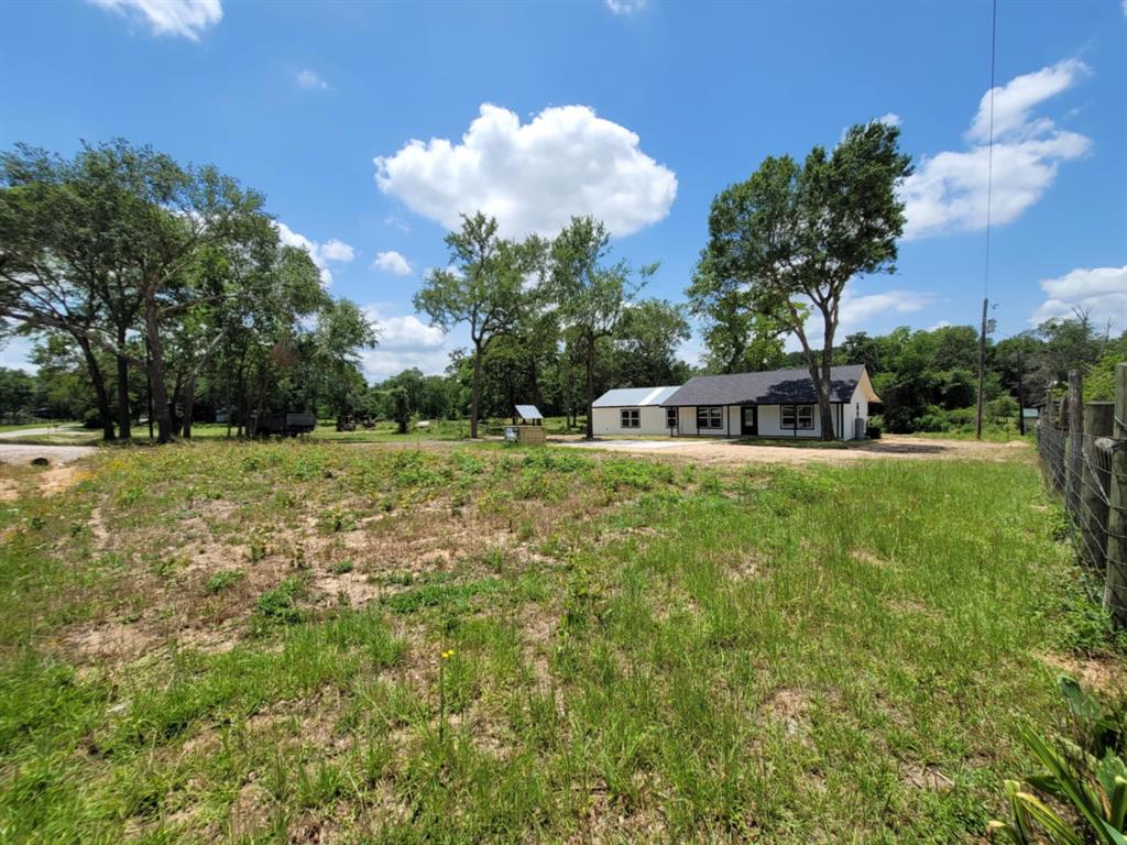 24481 Faith Lane, Hempstead, Texas image 4
