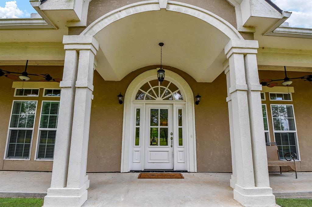 8520 Spell Road, Needville, Texas image 2
