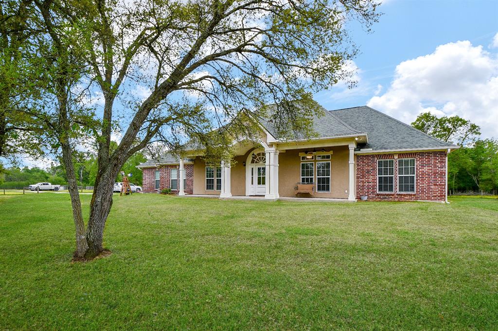 8520 Spell Road, Needville, Texas image 3