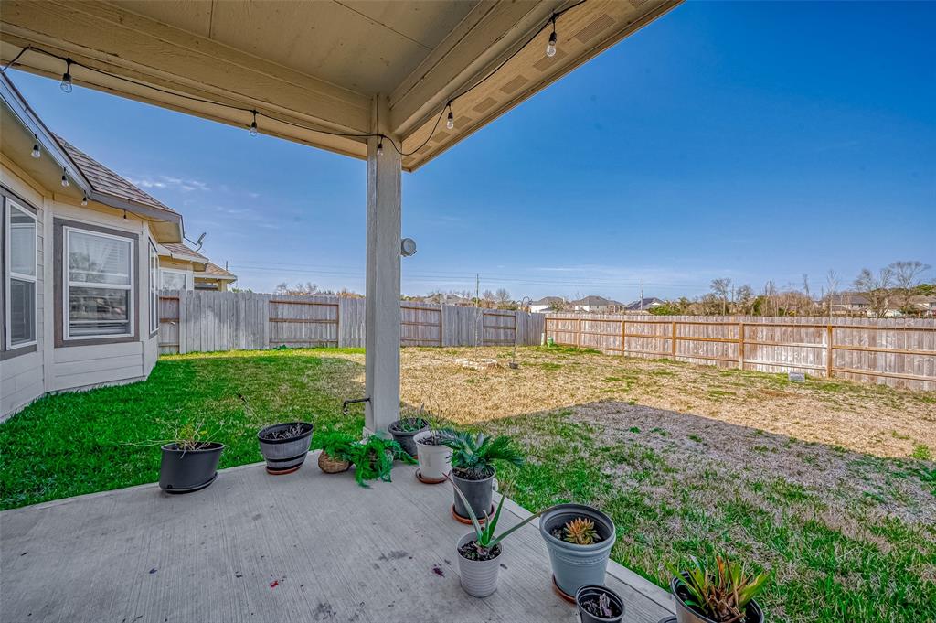 21450 Petherton Drive, Tomball, Texas image 38