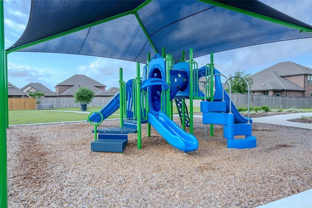 21450 Petherton Drive, Tomball, Texas image 44