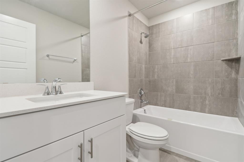 16813 Harvest Grove Lane, Conroe, Texas image 12