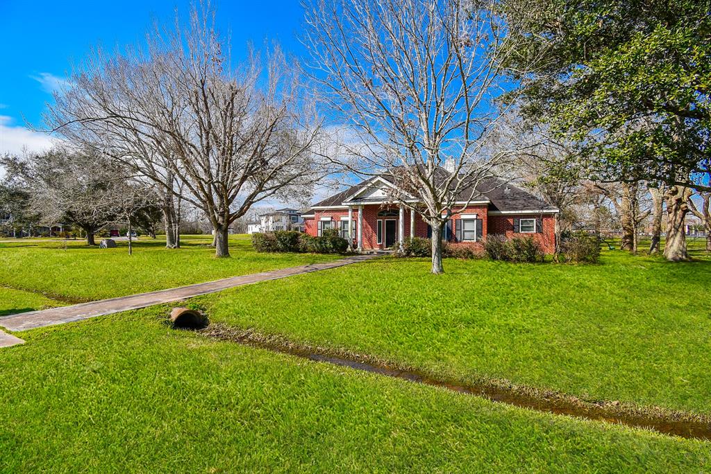 3714 Blackberry Circle, Missouri City, Texas image 3