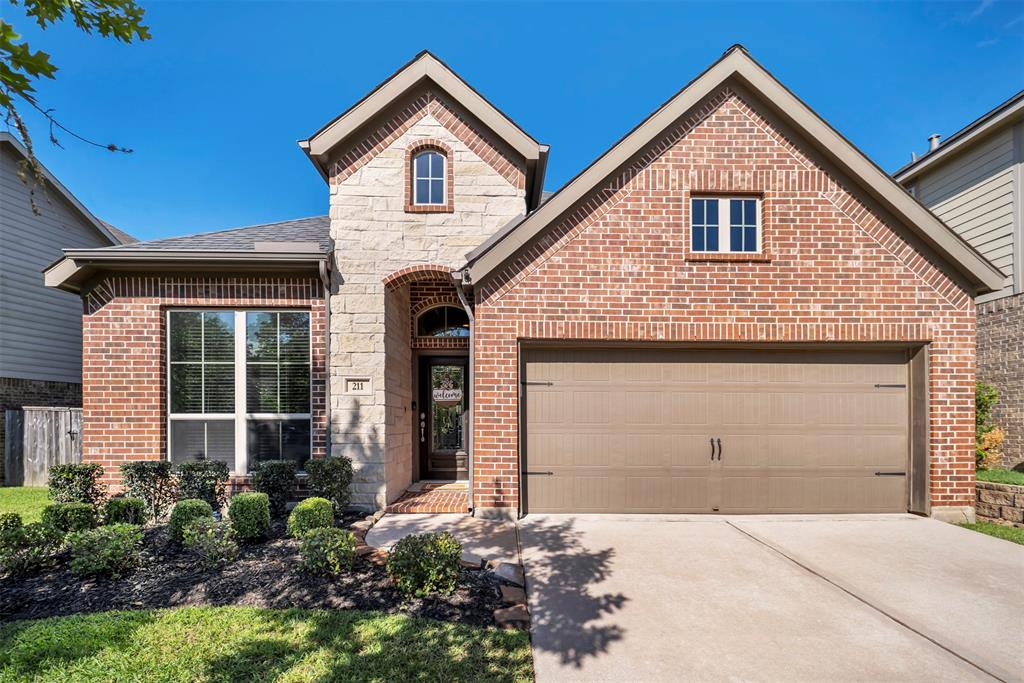 211 Clementine Court, Montgomery, Texas image 1