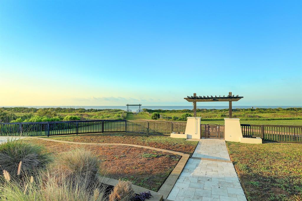 436 Seagrass, Gilchrist, Texas image 32