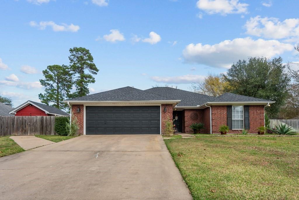 905 Dogwood Ridge Drive, Diboll, Texas image 22