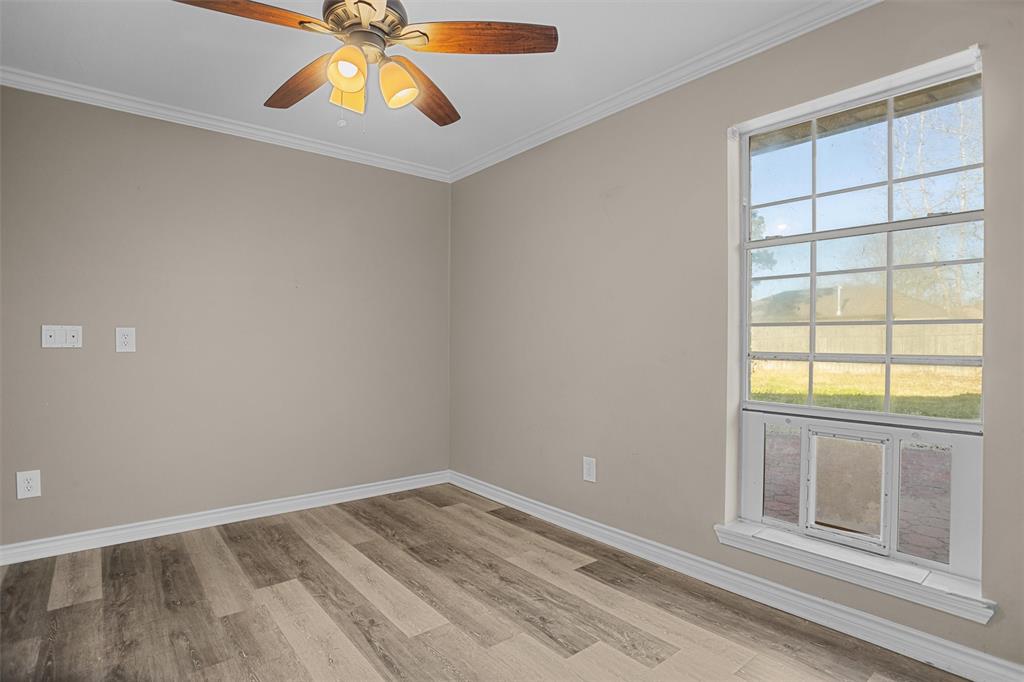 905 Dogwood Ridge Drive, Diboll, Texas image 19