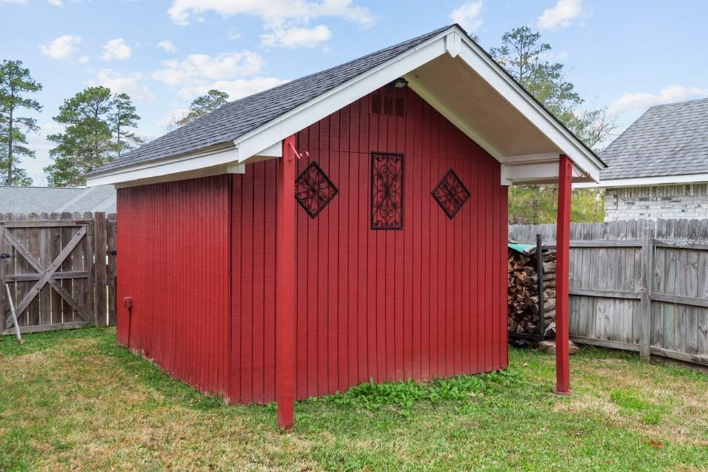 905 Dogwood Ridge Drive, Diboll, Texas image 27
