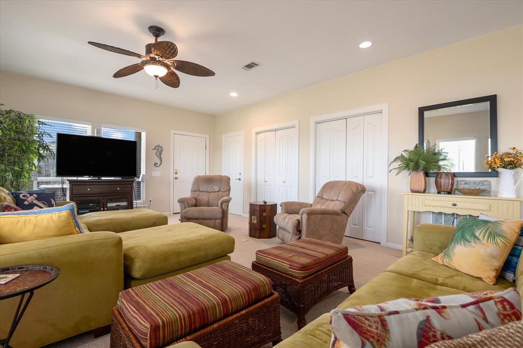138 Verdia Drive, Crystal Beach, Texas image 28