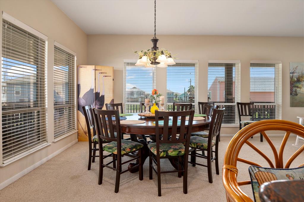 138 Verdia Drive, Crystal Beach, Texas image 17