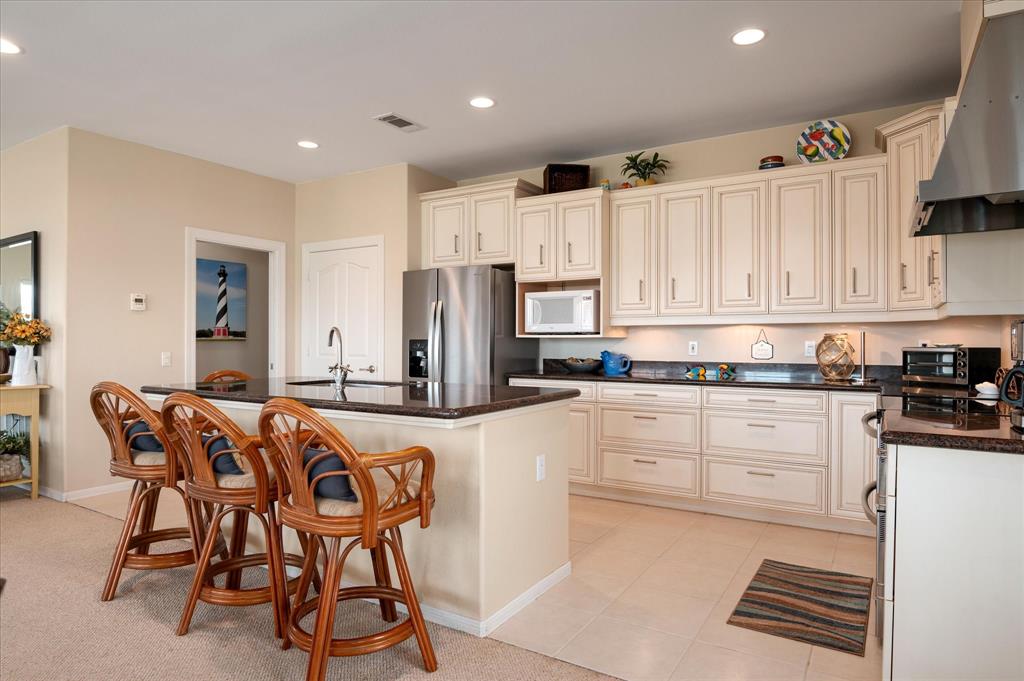 138 Verdia Drive, Crystal Beach, Texas image 26