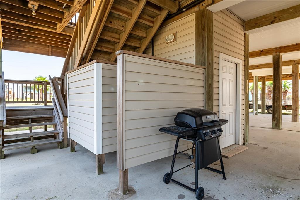 138 Verdia Drive, Crystal Beach, Texas image 50