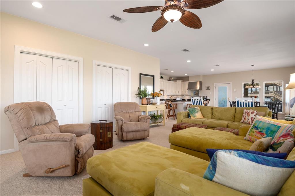 138 Verdia Drive, Crystal Beach, Texas image 29