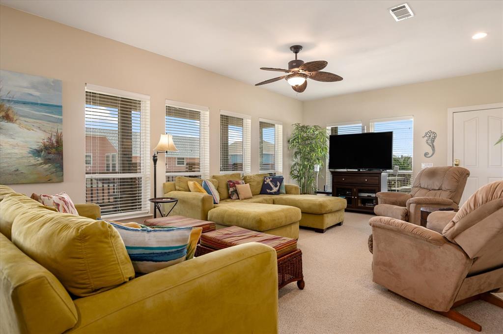 138 Verdia Drive, Crystal Beach, Texas image 27