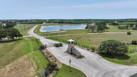 56 Powder Ridge Luling TX 78648