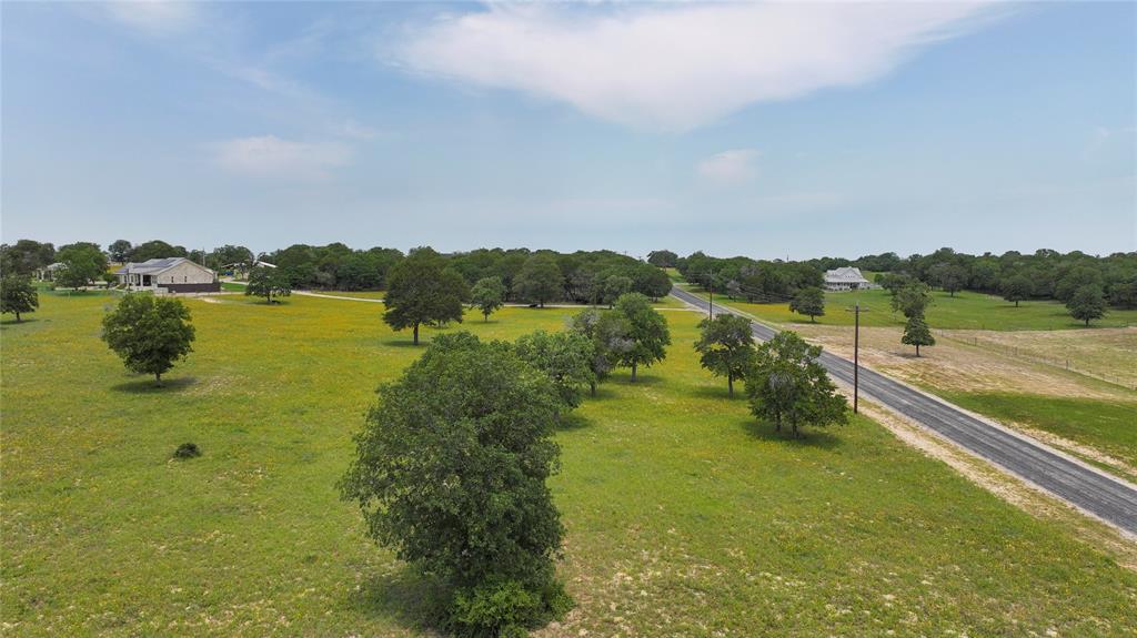 56 Powder Ridge, Luling, Texas image 7