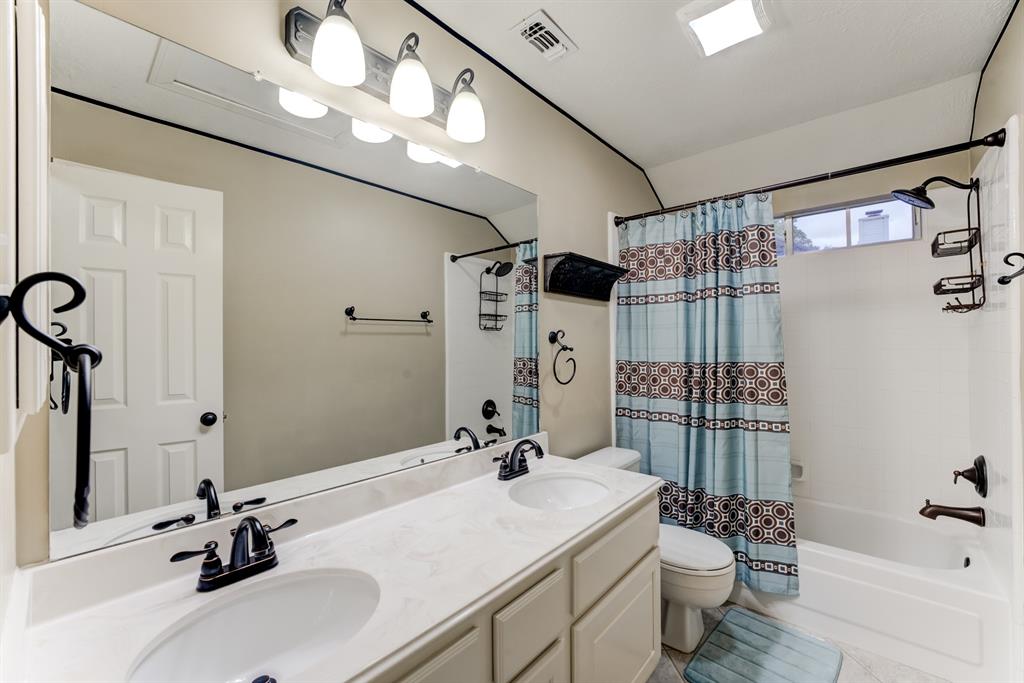12911 Peach Meadow Drive, Cypress, Texas image 35