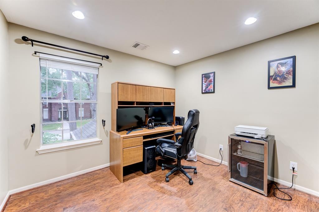12911 Peach Meadow Drive, Cypress, Texas image 33