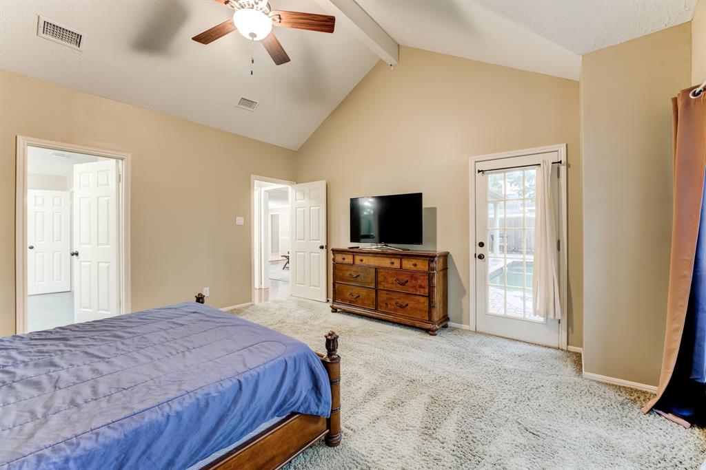 12911 Peach Meadow Drive, Cypress, Texas image 32