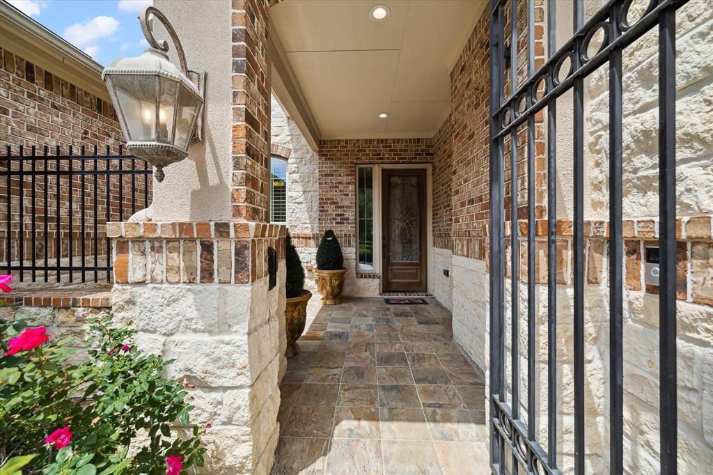 Photo of 19907 Cullen Ridge Drive, Porter, TX 77365 (MLS # 42020051)