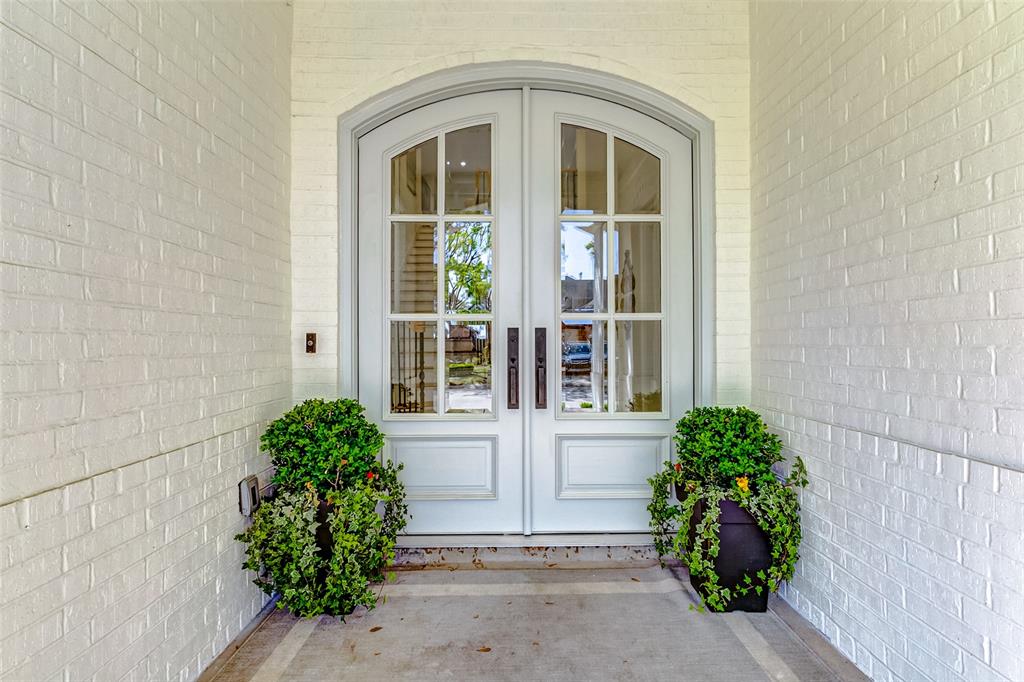 11410 Gallant Ridge Lane