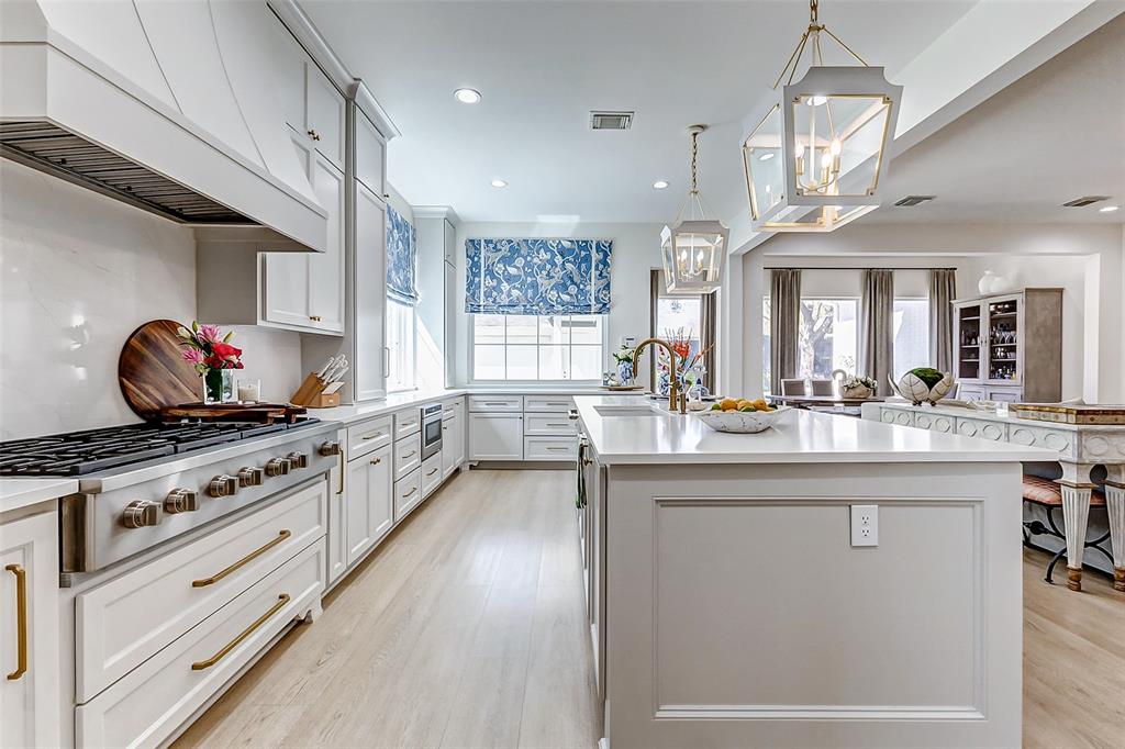 11410 Gallant Ridge Lane