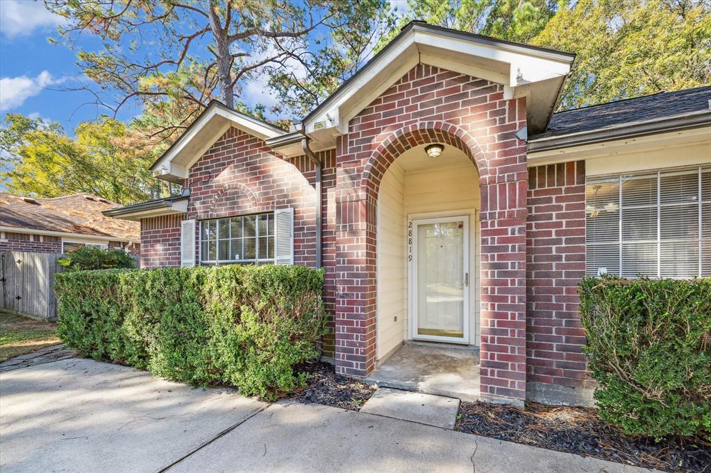 28819 Pine Forest Drive, Magnolia, Texas image 4