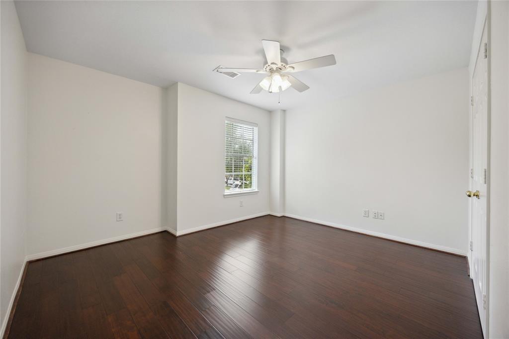 4702 Plato Park Drive, Sugar Land, Texas image 34