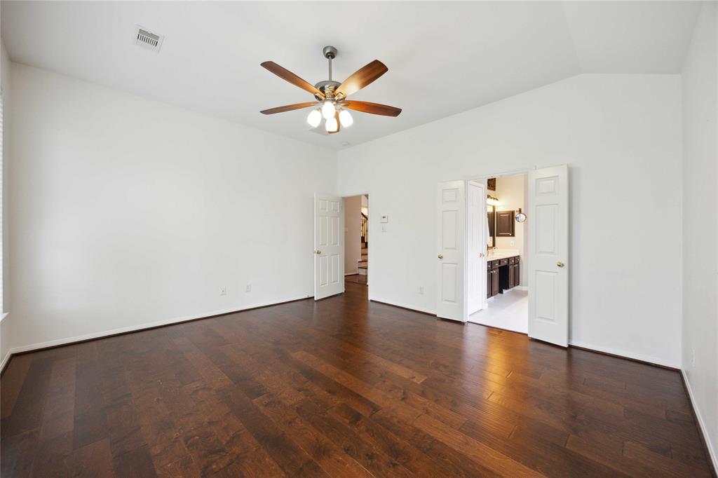 4702 Plato Park Drive, Sugar Land, Texas image 20