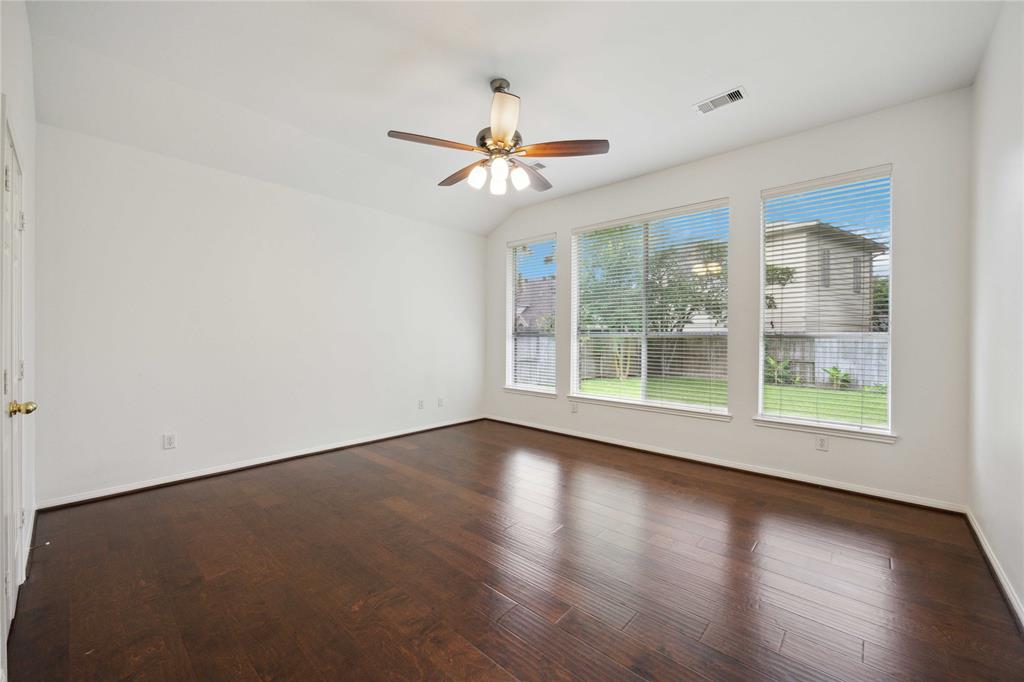 4702 Plato Park Drive, Sugar Land, Texas image 19