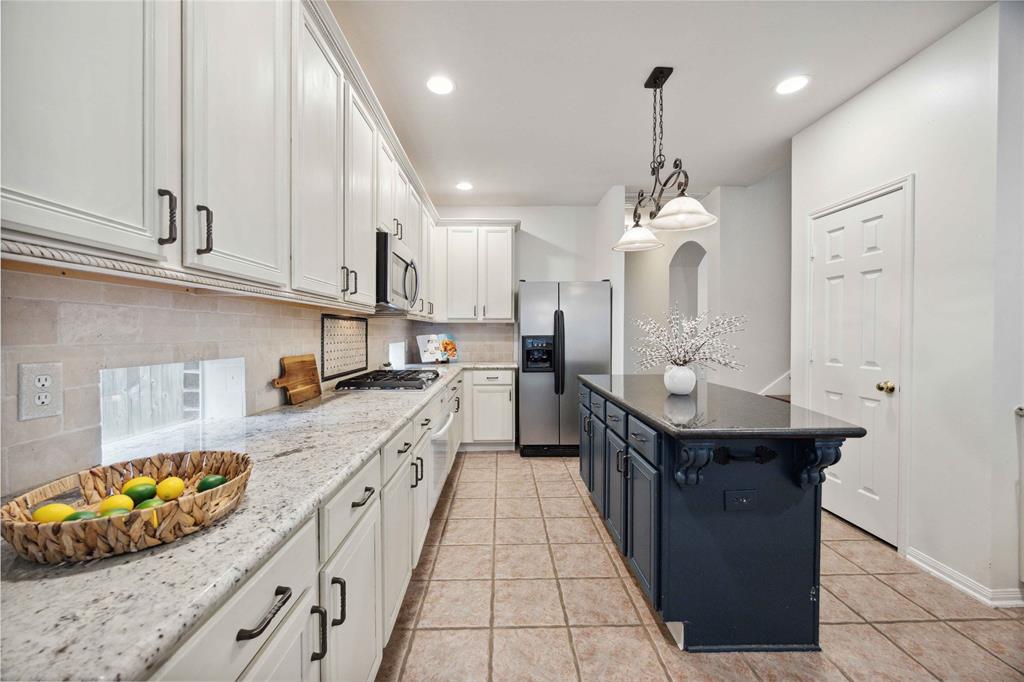 4702 Plato Park Drive, Sugar Land, Texas image 11