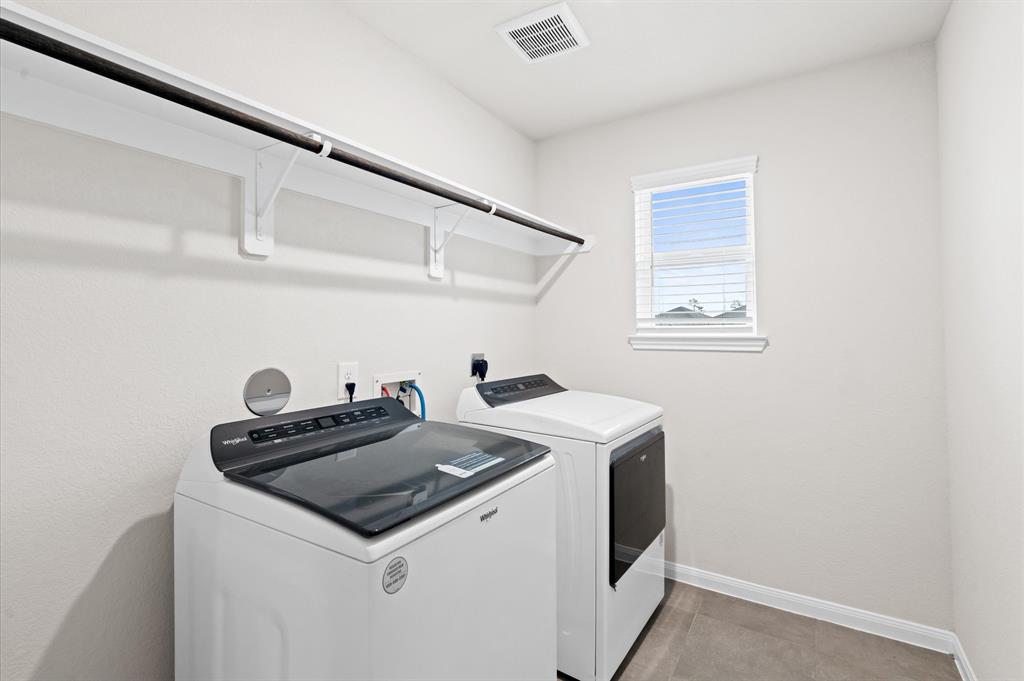 7051 Silverleaf Oak Street, Conroe, Texas image 25