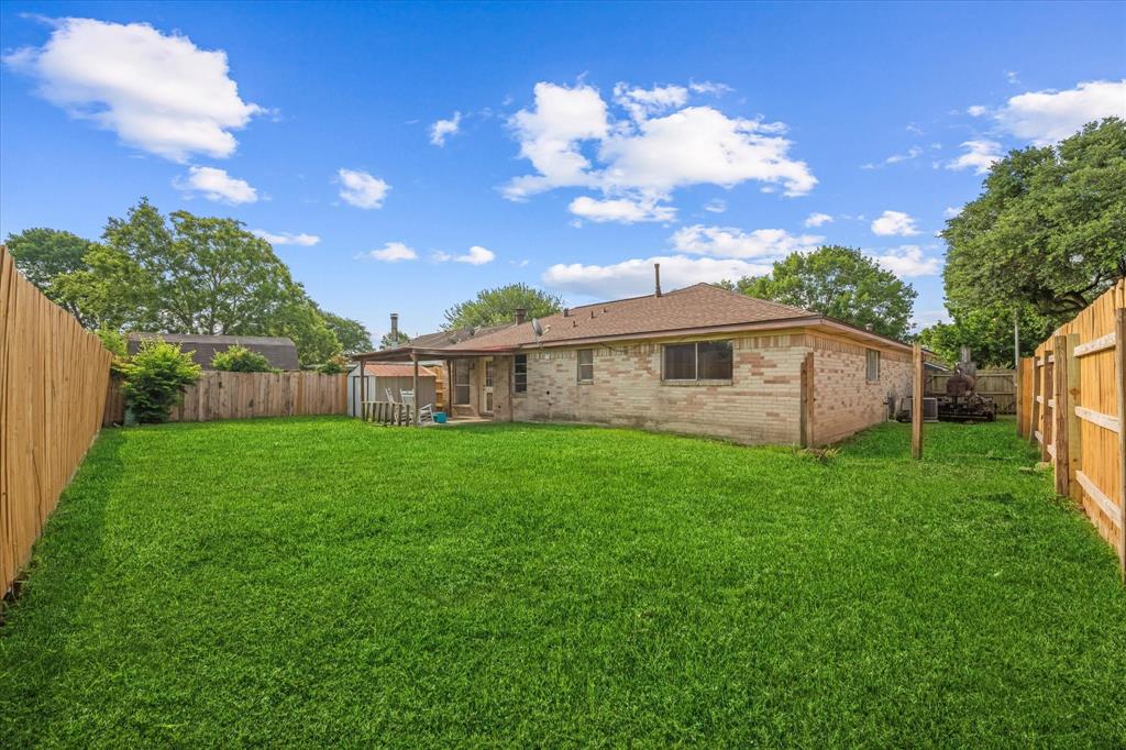 11731 Bexar Drive, La Porte, Texas image 22